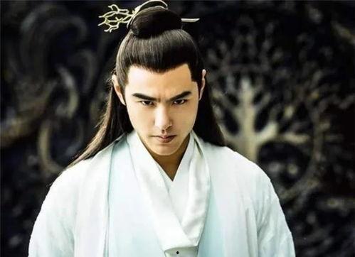 李凉凉明星网红是谁,揭秘当红明星网红的璀璨人生