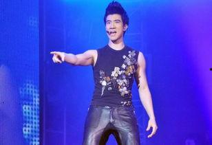 明星网红直播间卖杯子,杯子一“杯”难求，带货奇迹背后的秘密