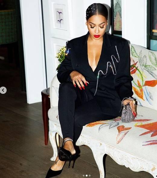 瓜哥今日着装图片,街头潮流新主张