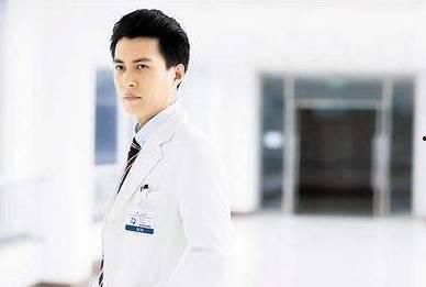 明星网红遇到军人是谁,一场意外的温暖邂逅