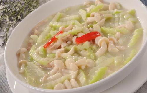 今日南宁蒲瓜价格,品质佳价实惠，市民抢购热潮涌动”