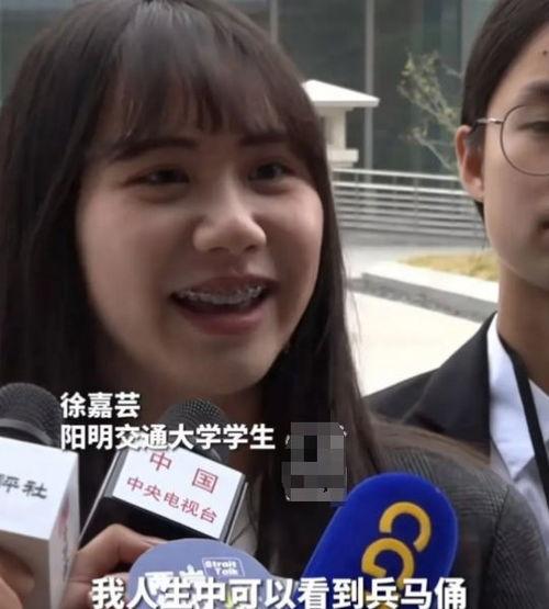 明星网红戴牙套图片,美丽蜕变背后的坚持与勇气