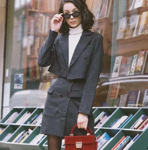 明星网红款牛仔衣,明星网红款牛仔衣风尚解析