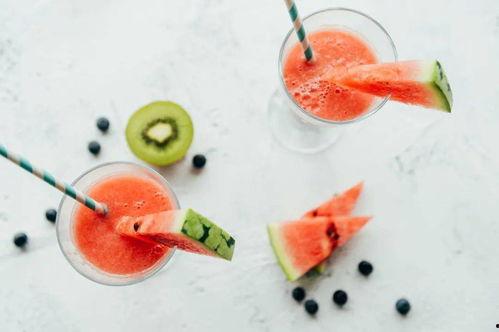 昨日小暑今日吃瓜,吃瓜消暑，传统习俗新体验