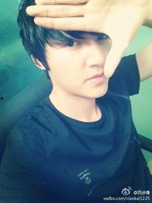 贵阳明星网红胖哥,从街头美食到网络红人的逆袭之路