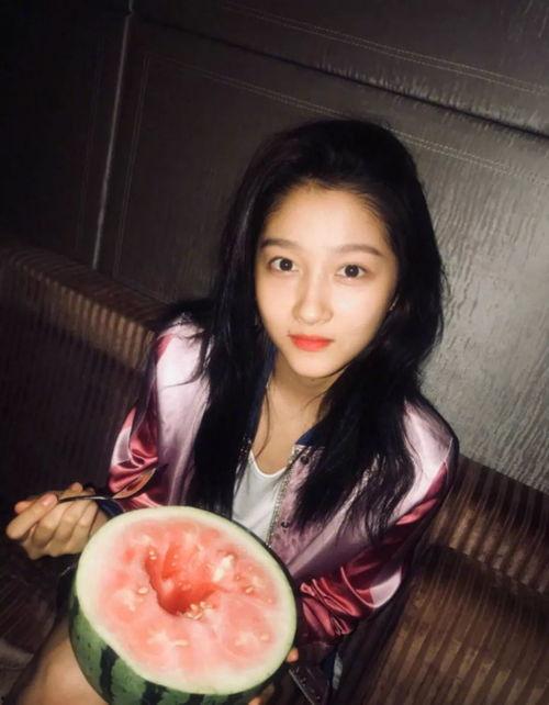 今日明星吃瓜图片最新版,明星吃瓜图鉴，揭秘幕后故事