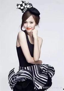 明星网红款大肚杯图片,潮流饮品新宠，时尚生活必备神器”