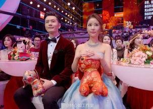 明星网红手牵手图片高清,网红明星甜蜜牵手瞬间