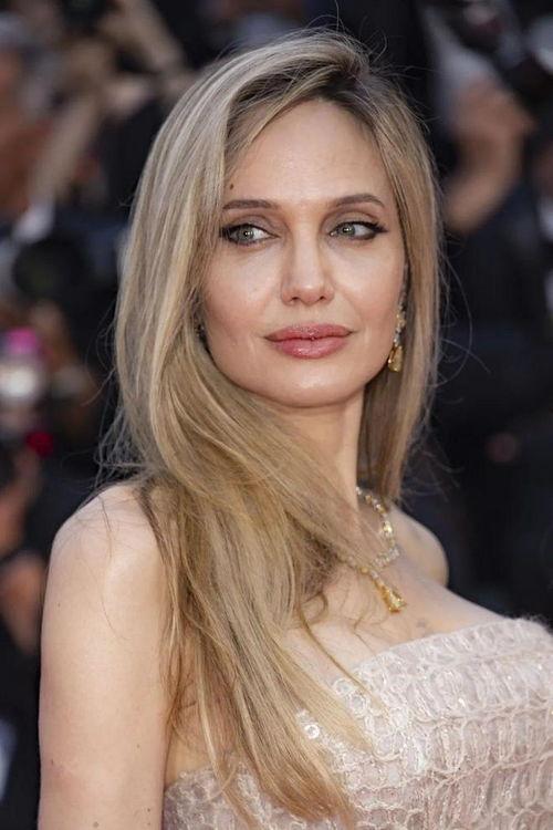 美国明星网红朱莉图片,美国网红的时尚魅力与生活点滴