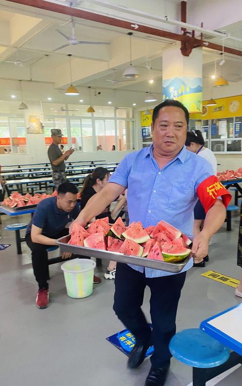 今日吃瓜学生学校