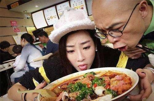 明星网红吃贵州美食视频